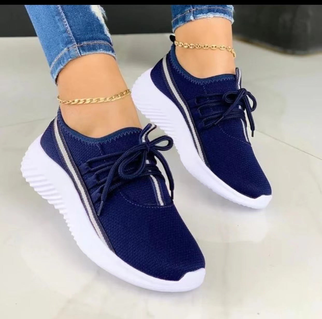 Heightening Lace-Up Athletic Sneakers